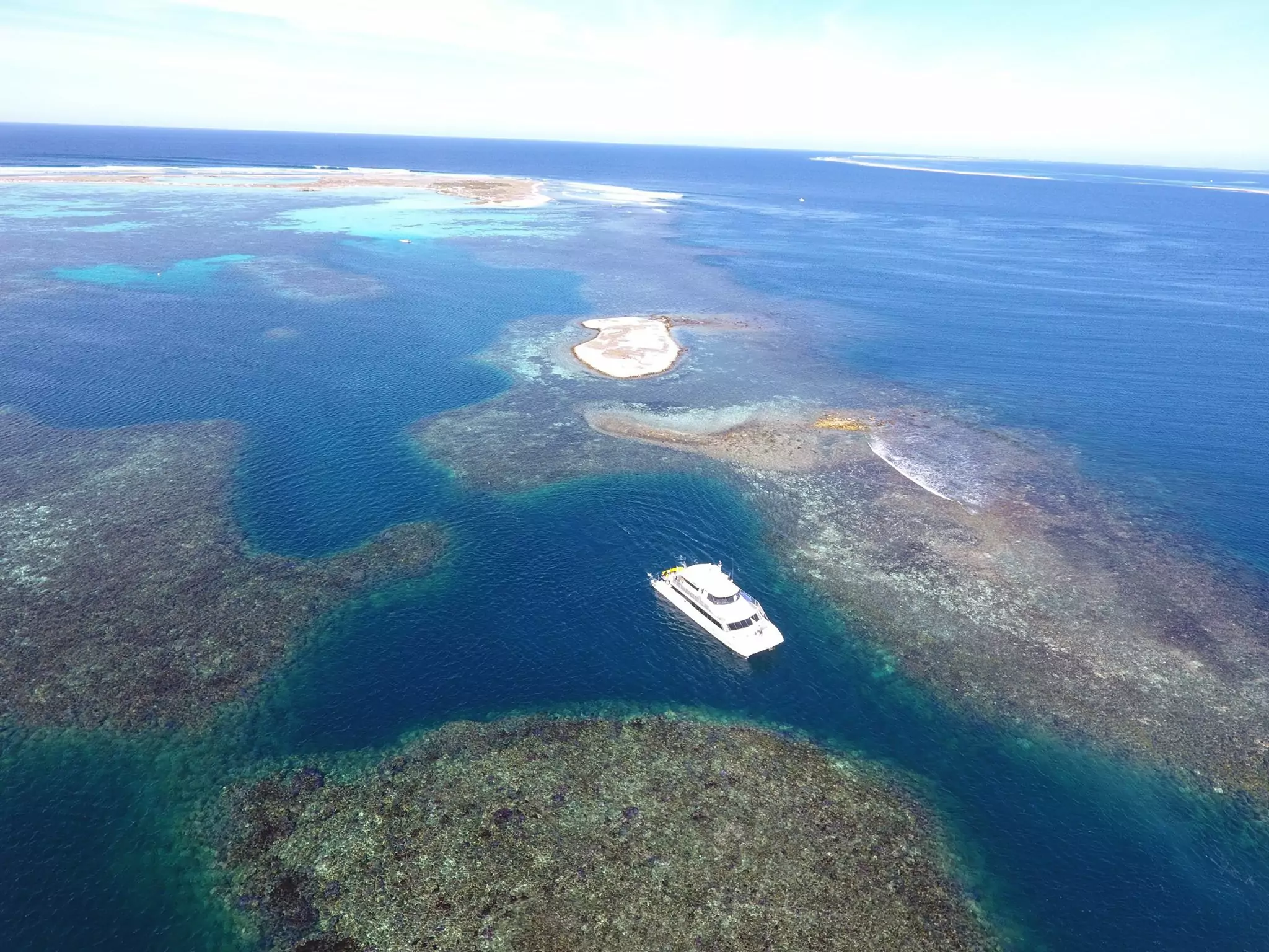 houtman abrolhos islands tours